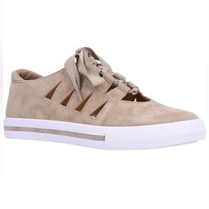 Like New L'Amour Des Pieds Kanav Suede Cut-Out Sneakers Taupe Womens Size 8.5
